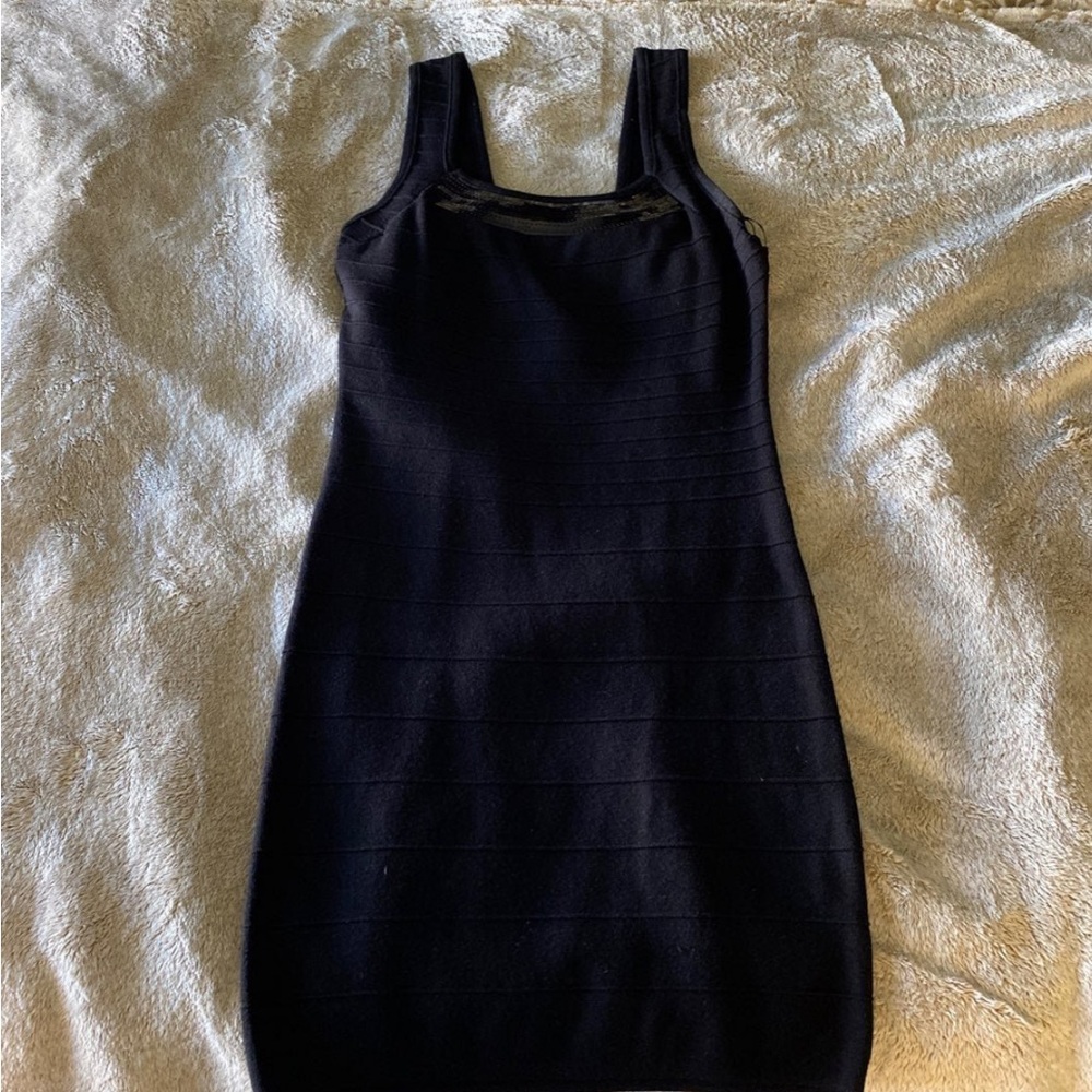 Elegant Black Sleeveless Dress